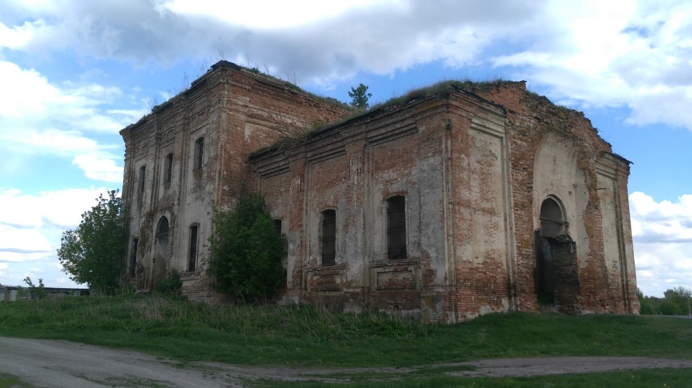 Церковь в с. Стужень Мантуровский района Курской области